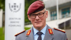 Generalmajor soll vor AfD gewarnt haben – Ministerium ermittelt