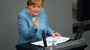 Merkel stellt sich bei Ankerzentren hinter Seehofer