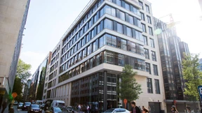 Naschen an den Brüsseler Honigtöpfen