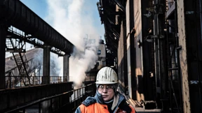 Frauen halten die Ukraine am Laufen