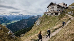 Sagengestalten im Kreisverkehr