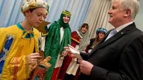 Seehofer unterstellt SPD Heuchelei