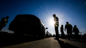 Einfluss von Alkohol und Kokain – Mutter fährt Schlangenlinien auf A61