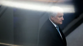 Seehofer lief beim Bamf-Skandal ins Messer