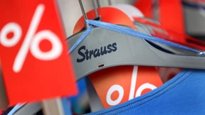 Strauss startet den Räumungsverkauf