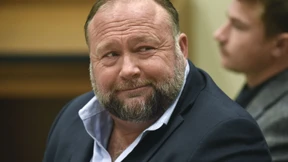 Alex Jones zu hoher Strafzahlung verurteilt