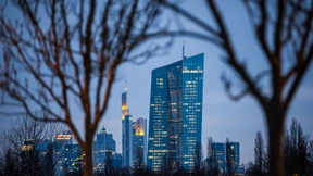 Dax rutscht nach kurzem Höhenflug deutlich ab