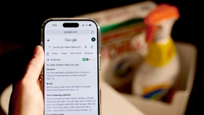 Wie Marken und Medien in den KI-Antworten von Google und ChatGPT auftauchen
