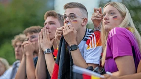 Lähmendes Entsetzen bei Fußballfans