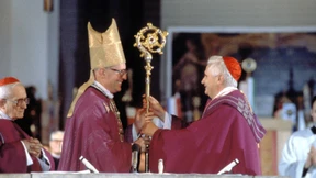 Bis in höchste Kreise