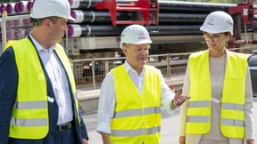 Neues Geothermie-Projekt lockt Politprominenz