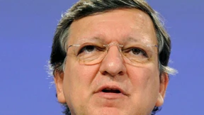 EU-Kommissionspräsident verteidigt Merkel und das Sparen