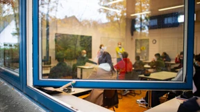 Wer zur Schule kommen muss und wer wegbleiben darf