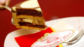 Dr. Oetker schluckt Coppenrath und Wiese