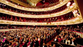 Schlägerei in der Oper
