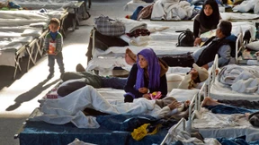 Zehntausende neue Stellen für Beamte und Sozialarbeiter