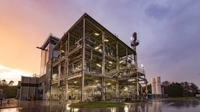 Kraftstoff aus Wasser und Luft