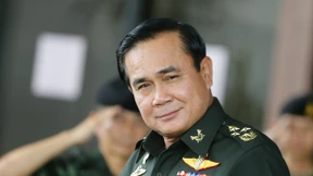 Oberster General lässt sich zum Regierungschef wählen