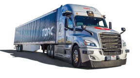 Auf einen Daimler Truck mit Technik & Motor