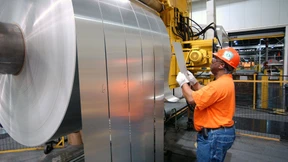 EU-Kommissar will Stromrabatte für stark belastete Firmen zulassen