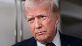 Trump verkündet Strafzölle gegen Handelspartner des Iran