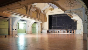 Theater und Abibälle im neuen Walhalla