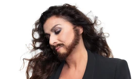 Verkleidung oder Neigung?