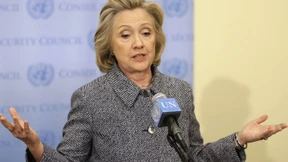 Hillary Clinton zu bequem für zwei Konten