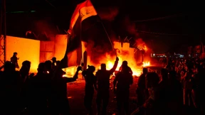 Iranisches Konsulat in Brand gesteckt