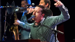 Mit Hingabe in die Songs gestürzt