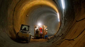 Wer hat so viel Geld?