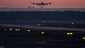 Frankfurter Flughafen wegen Drohnensichtung zeitweise gesperrt