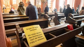Steuereinnahmen der Kirchen brechen ein