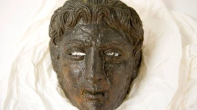 Die Rätsel einer antiken Rüstung