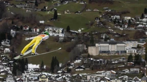 Zwei Brüder fliegen vorneweg