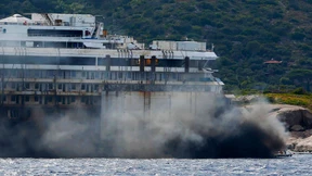 Abschied vom gefallenen Riesen