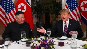 Trump und Kim Jong-un starten Gipfel in Hanoi