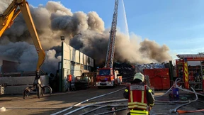 Ursache des Großbrands in Industriegebiet geklärt