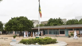 Abgeordneter im Parlament von Senegal schlägt Frau