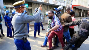 Mnangagwa steht Mugabe in nichts nach