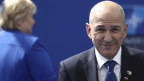 Barley vergleicht Sloweniens Ministerpräsident mit Viktor Orbán