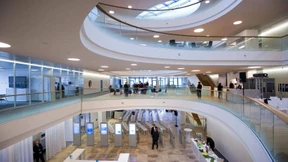 Forschung an Treibstoffen und Duschgels 