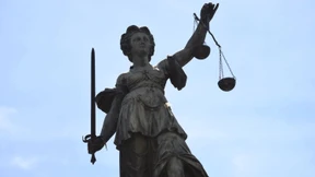 Ist sexuelle Belästigung auch später ein Grund zur Kündigung? 