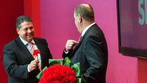 Steinbrück will im Bundestag bleiben