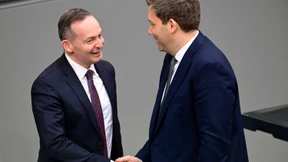 Klingbeil bietet Wissing SPD-Mitgliedschaft an