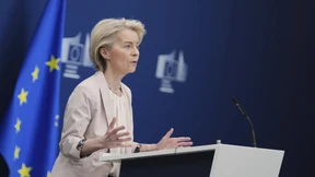 Von der Leyen will Klarheit zum Verbrenner-Aus bis Jahresende