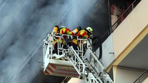 Zwei Menschen sterben bei Hochhausbrand in Karlsruhe