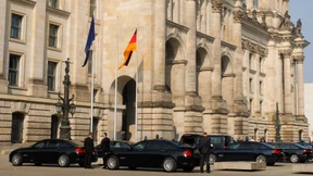 Bundestags-Fahrbereitschaft droht die Pleite