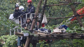 Unter Zwillenbeschuss