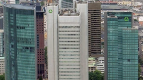 Samsung kauft den „Silberturm“